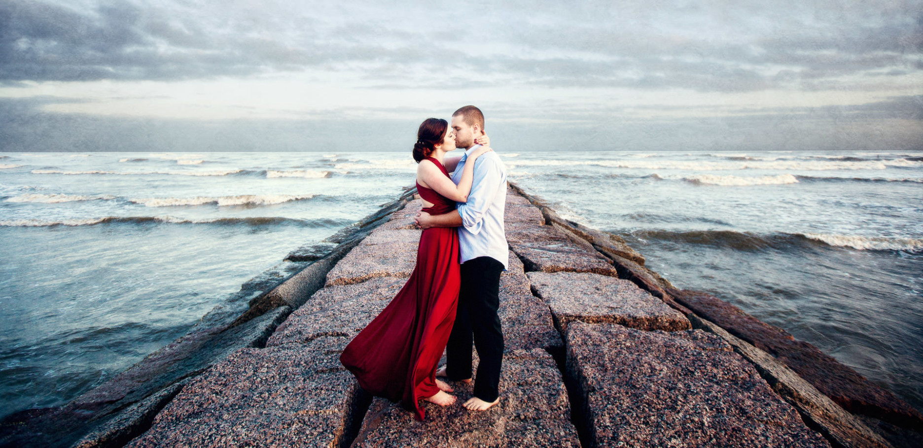 galveston engagement portrait session on the jetty by steve lee photography