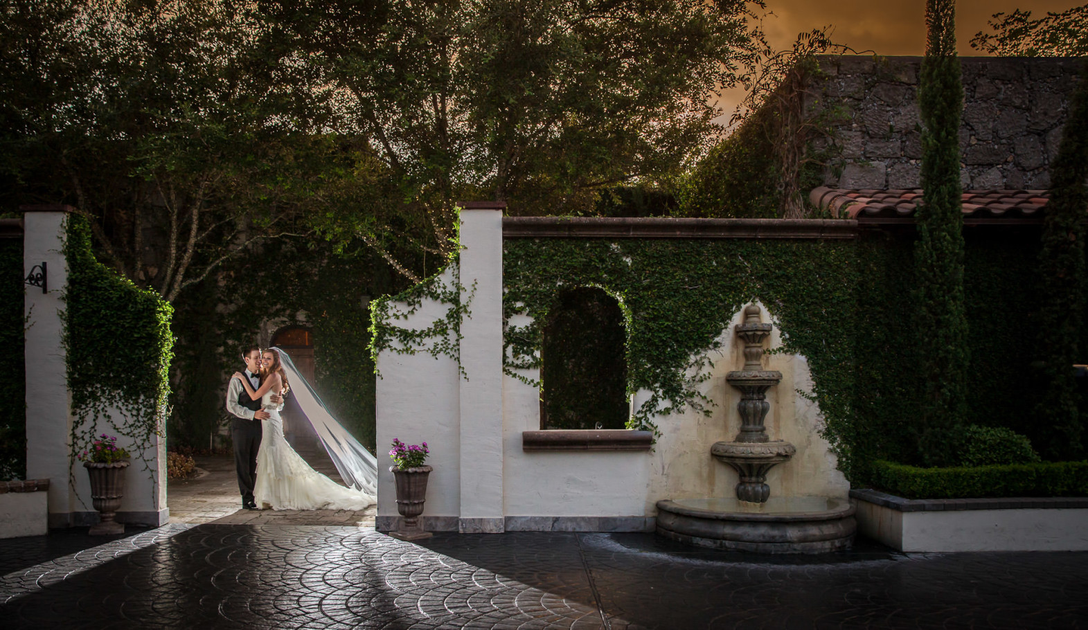 houston wedding steve lee photography bell tower on 34th bride and groom backlight