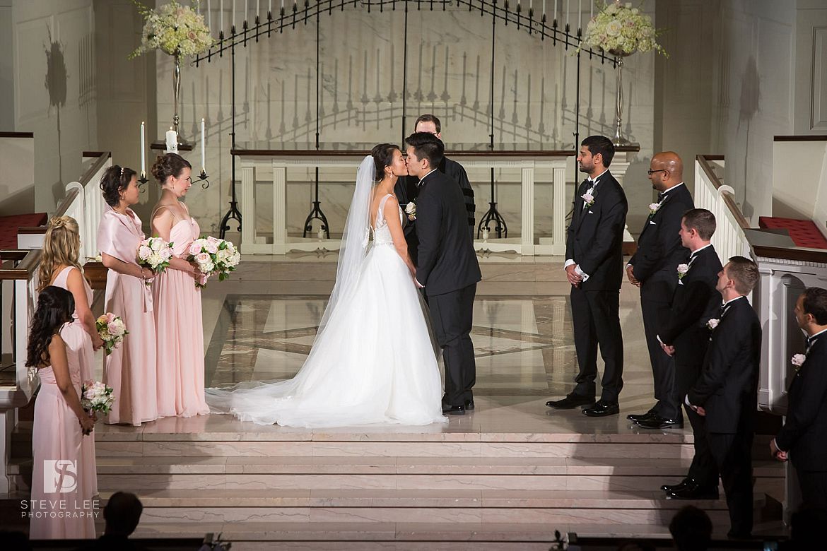 CHUNG Houston Wedding at the First Presbyterian first kiss by Steve Lee Photography