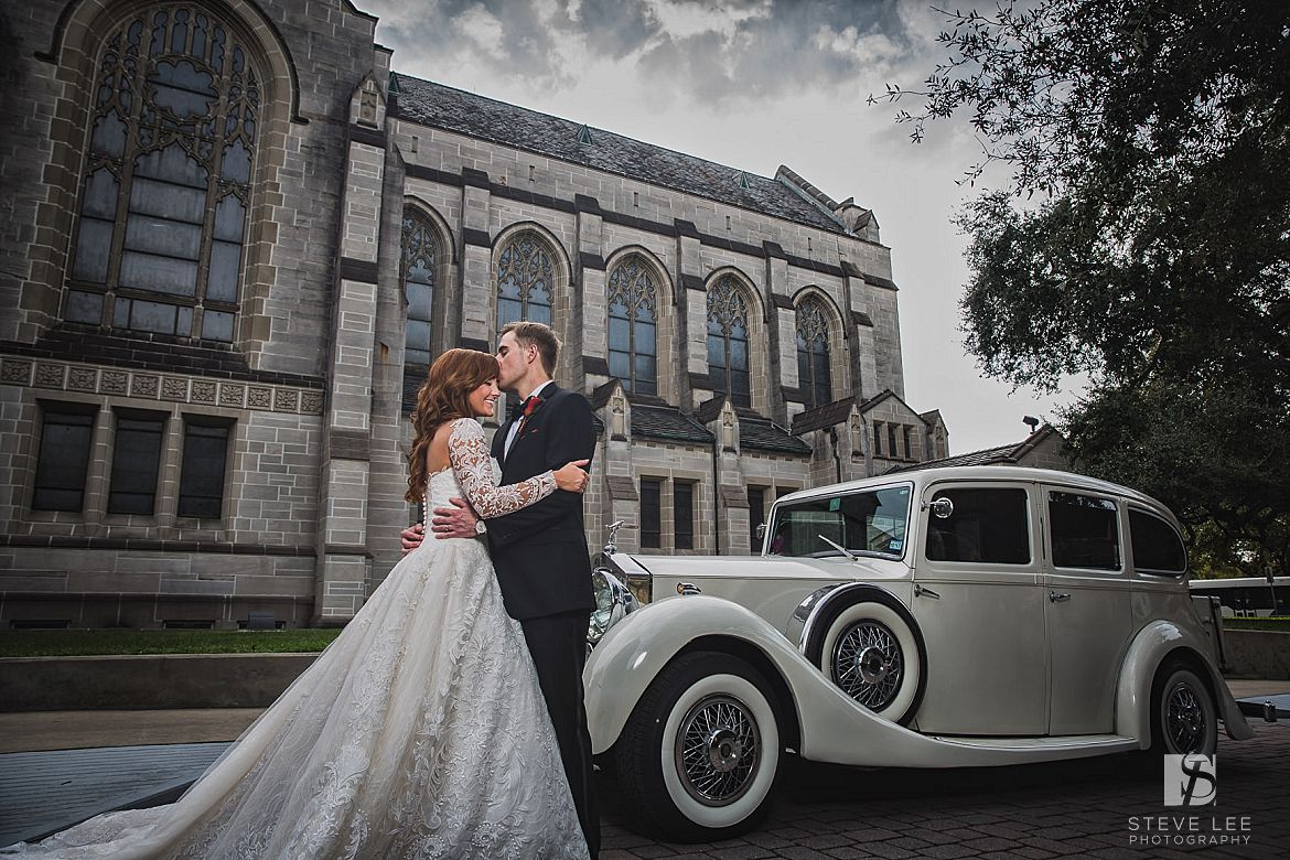 APPLING Houston Wedding at St. Paul's United Methodist bride and groom classic car by Steve Lee Photography